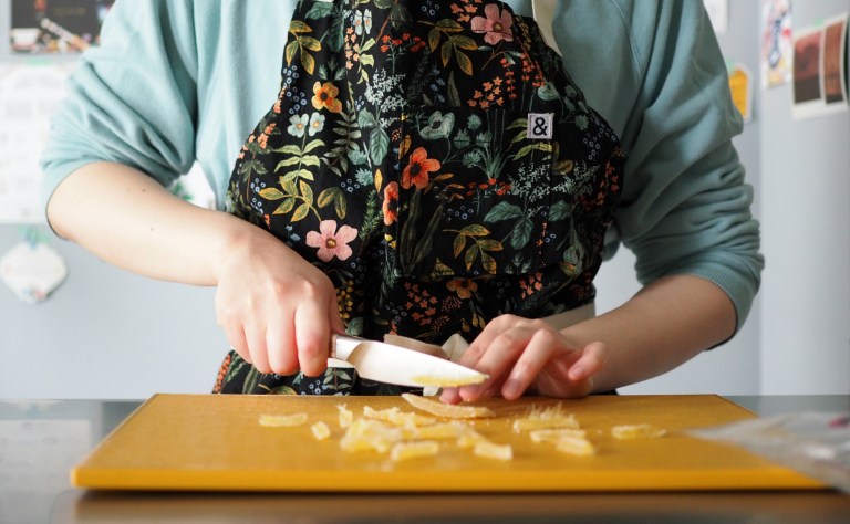 06_gingery brownie crinkle cookies